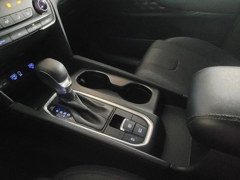 Used 2019 Hyundai Santa Fe SE FWD image 26