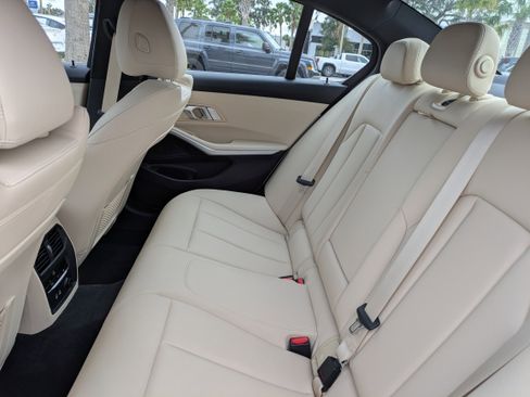 Used 2019 BMW 330i Sedan image 16