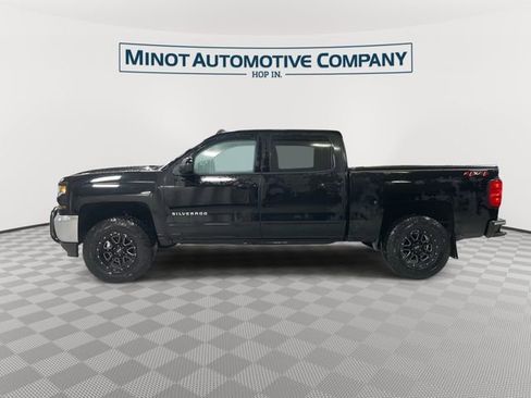 Used 2018 Chevrolet Silverado 1500 LT w/ LT Eassist Package image 5