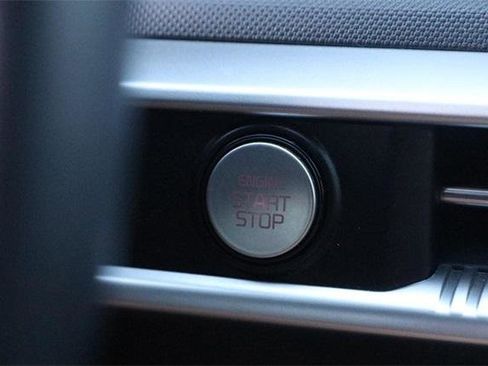 Used 2023 Kia K5 GT-Line image 15