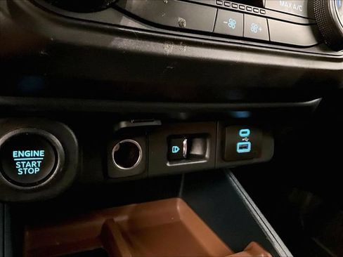 Used 2022 Ford Maverick Lariat FWD image 31