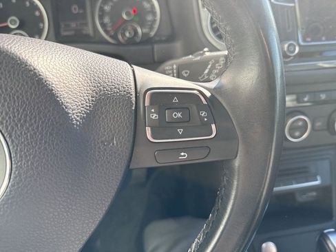 Used 2017 Volkswagen Tiguan Sport image 13