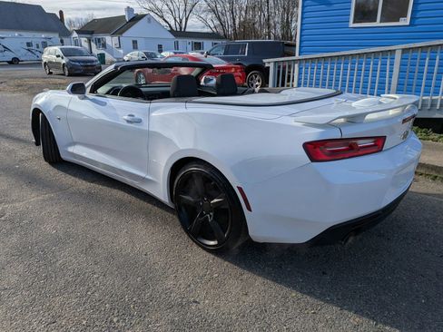 Used 2017 Chevrolet Camaro LT RWD image 4