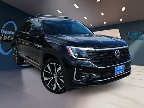 New 2026 Volkswagen Atlas Cross Sport SEL Premium R-Line AWD/4WD image 1
