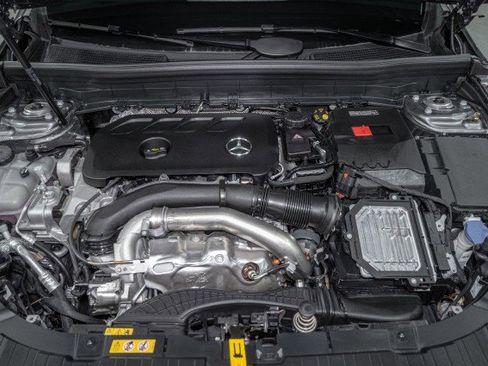 New 2026 Mercedes-Benz GLB 250 250 SUV image 22
