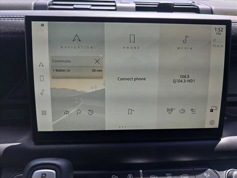Certified 2025 Land Rover Defender 110 X-Dynamic SE AWD/4WD image 22