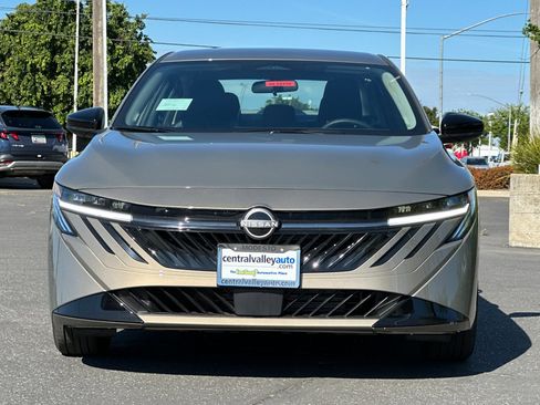 New 2026 Nissan Sentra SV FWD image 9