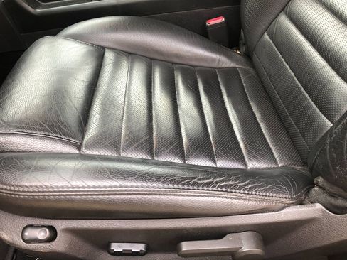 Used 2009 Ford Mustang Shelby GT500 RWD image 24