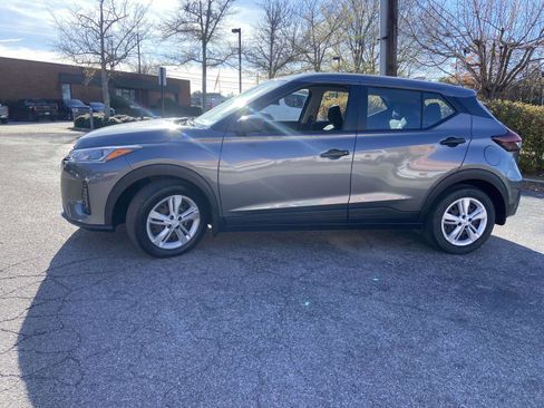 Used 2024 Nissan Kicks S image 22