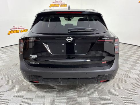 New 2026 Nissan Kicks SR w/ SR Premium Package image 4