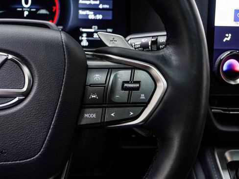 Used 2024 Lexus GX 550 w/ Cold Area Package image 30