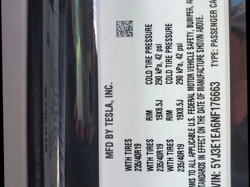 Used 2022 Tesla Model 3 Standard Range image 46