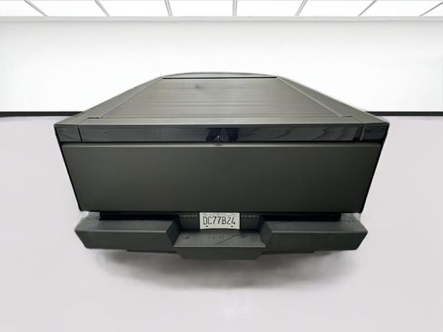 Used 2024 Tesla Cybertruck AWD Crew Cab image 5