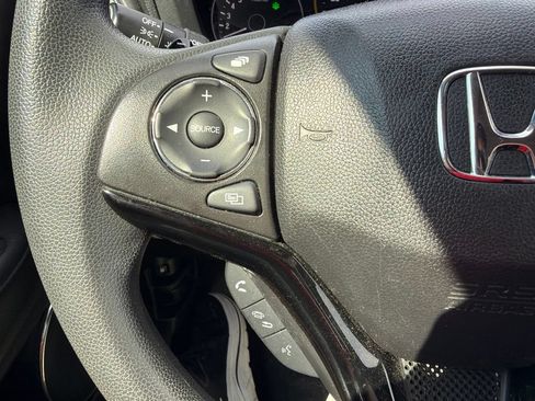 Used 2018 Honda HR-V EX image 23