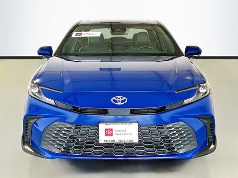 Used 2025 Toyota Camry SE w/ Multimedia Upgrade Package AWD/4WD image 2