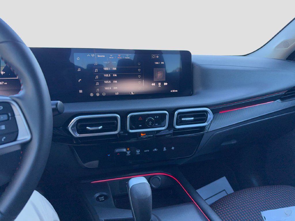 Used 2026 Nissan Sentra SR w/ Floor Mat Package FWD image 15