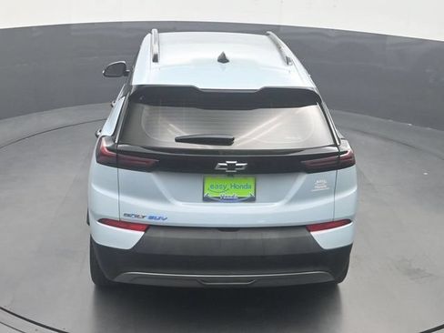 Used 2022 Chevrolet Bolt EUV LT w/ Convenience Package FWD image 24