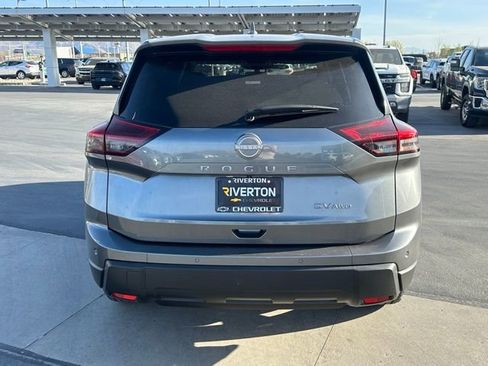 Used 2024 Nissan Rogue SV AWD/4WD image 23