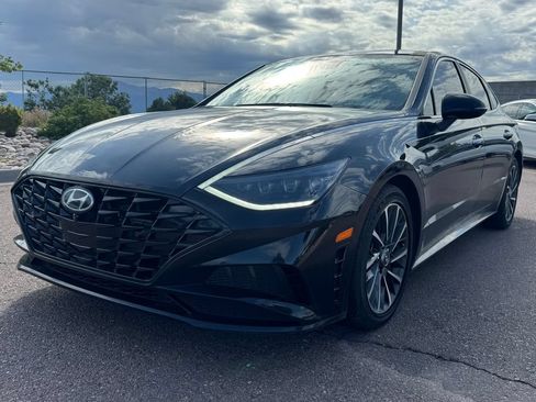 Used 2020 Hyundai Sonata Limited FWD image 3