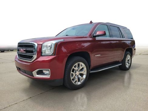 Used 2018 GMC Yukon SLT w/ Open Road Package AWD/4WD image 2