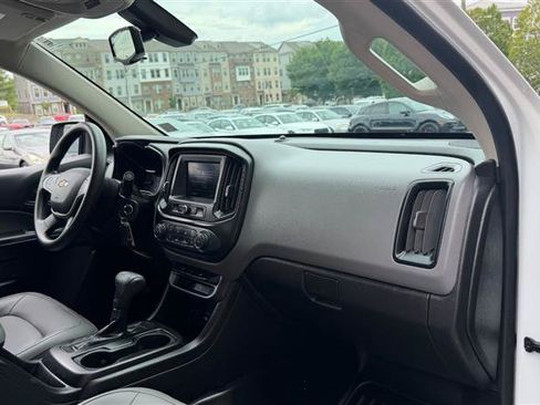 Used 2020 Chevrolet Colorado W/T w/ WT Convenience Package RWD image 13