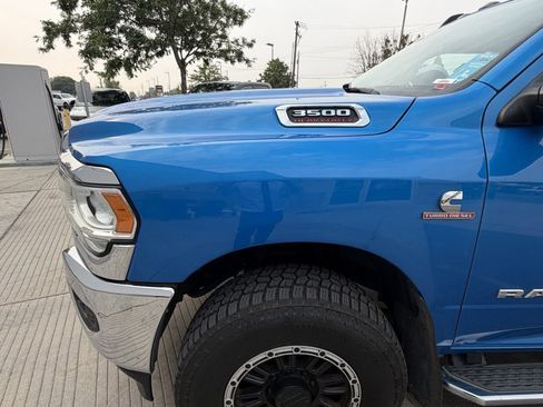Used 2021 RAM 3500 Big Horn w/ Level 1 Equipment Group AWD/4WD image 3