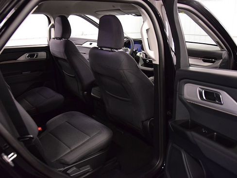New 2026 Ford Explorer Active AWD/4WD image 31