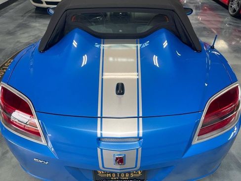 Used 2009 Saturn Sky Hydro Blue RWD image 25