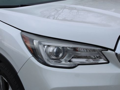 Used 2021 Subaru Ascent Touring image 31