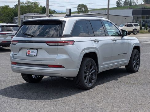 New 2026 Jeep Grand Cherokee Limited AWD/4WD image 5