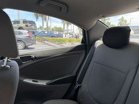 Used 2012 Hyundai Accent GLS w/ Premium Pkg 3 FWD image 13