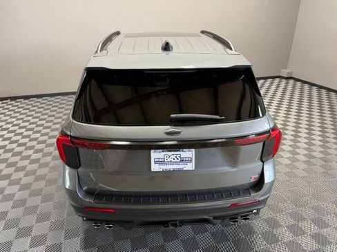 Used 2025 Ford Explorer ST w/ Sun And Sound Package AWD/4WD image 12