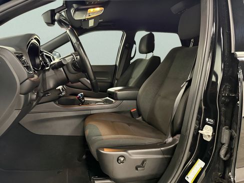 Used 2023 Dodge Durango GT image 17