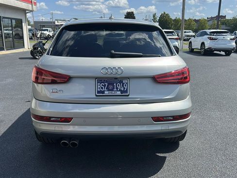 Used 2017 Audi Q3 2.0T Premium Plus w/ Premium Plus Package FWD image 6