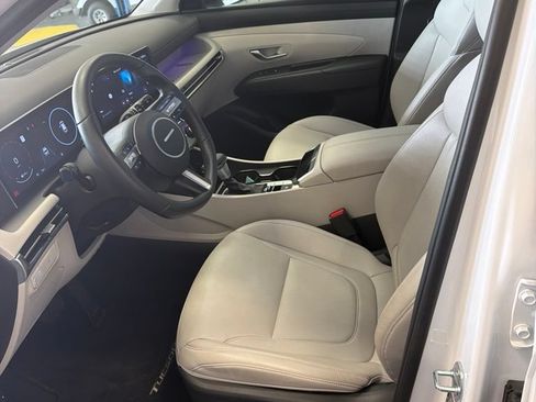 Used 2025 Hyundai Tucson SEL AWD/4WD image 2