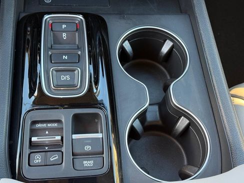 Used 2025 Honda Pilot EX-L image 23