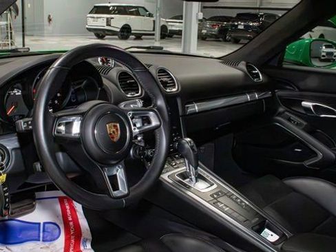 Used 2022 Porsche 718 Cayman GT4 image 8