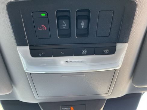 New 2026 Nissan Pathfinder SL image 23