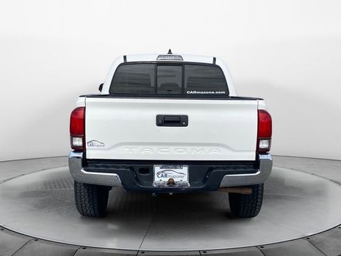 Used 2020 Toyota Tacoma SR5 image 4
