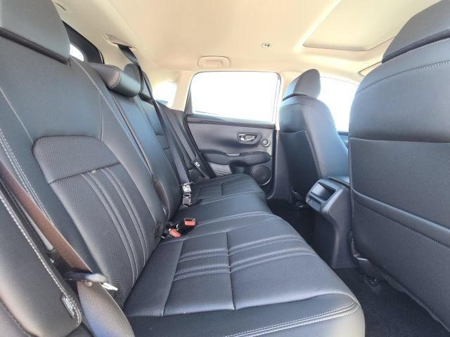 Used 2026 Honda HR-V EX-L image 12