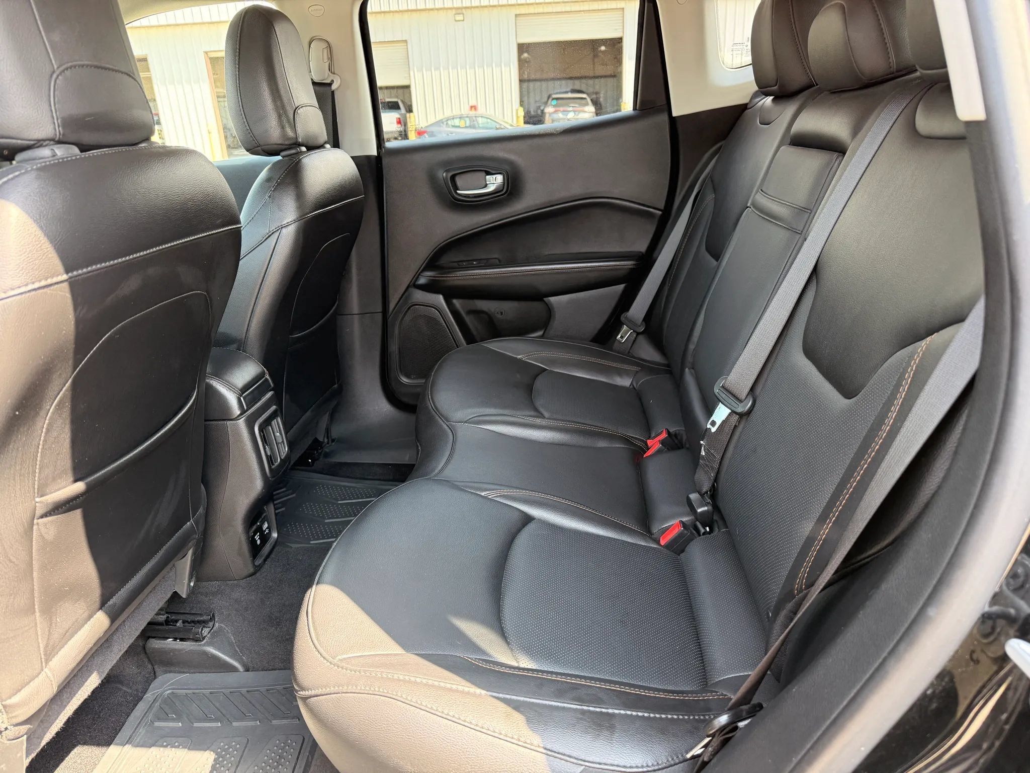 Used 2019 Jeep Compass Limited AWD/4WD image 21