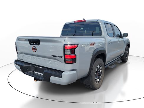 Used 2023 Nissan Frontier PRO-4X w/ Technology Package AWD/4WD image 4