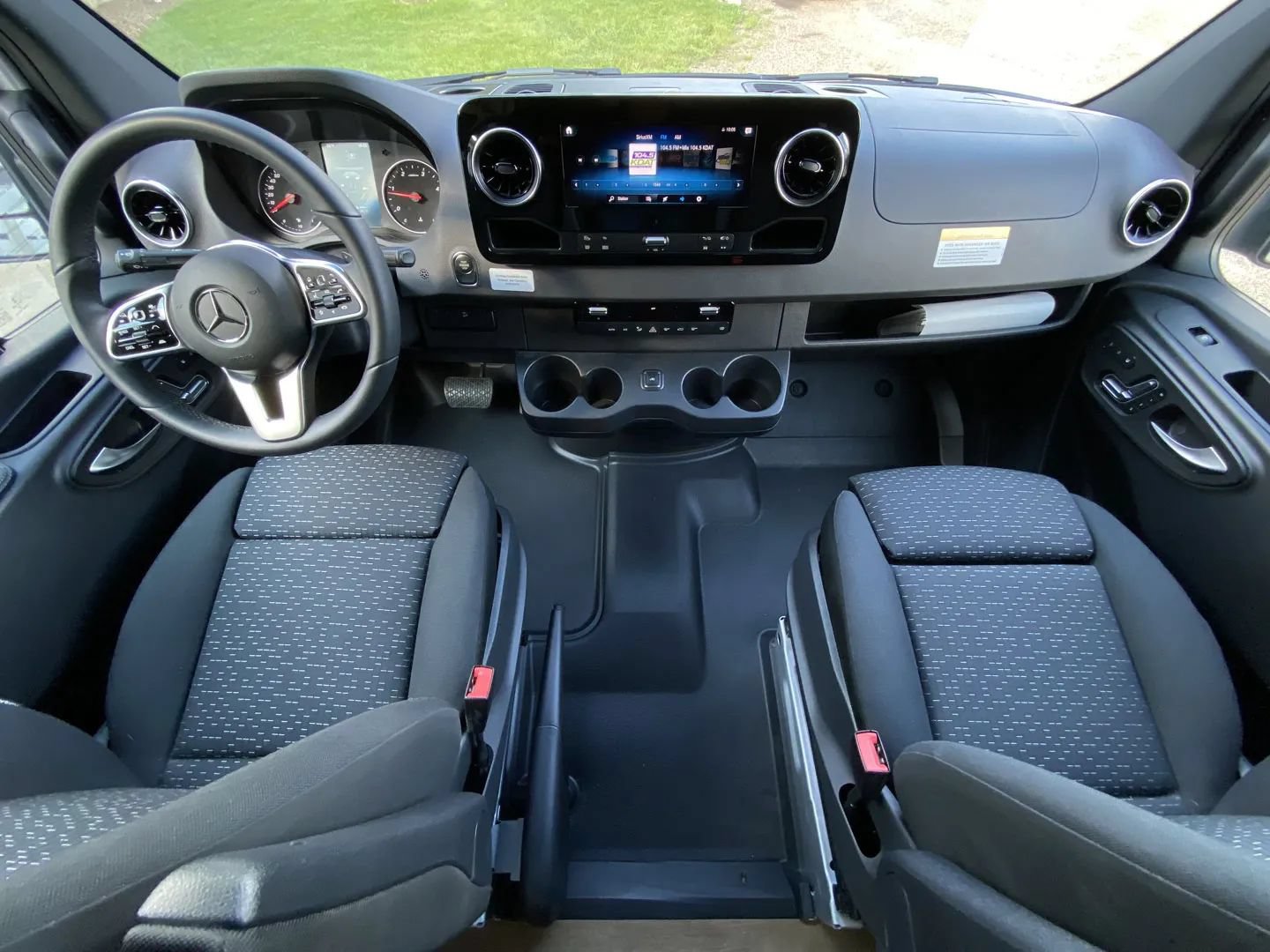 Used 2023 Mercedes-Benz Sprinter 3500 image 13