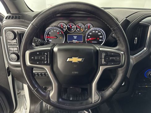 Used 2022 Chevrolet Silverado 2500 LT w/ Convenience Package image 14