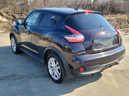 Used 2015 Nissan Juke SV w/ Cold Weather Package AWD/4WD image 7