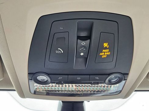 Used 2012 BMW 535i xDrive Sedan image 32