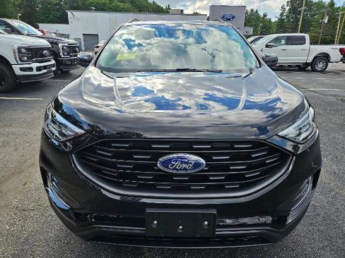 Certified 2022 Ford Edge SEL w/ Sport Appearance Package image 2
