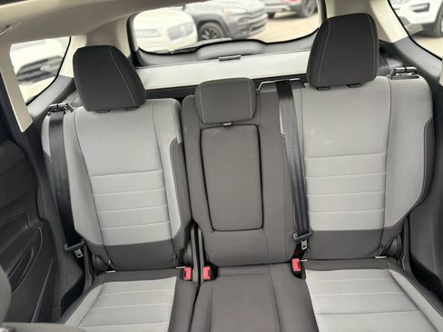 Used 2016 Ford Escape SE w/ Equipment Group 201A AWD/4WD image 13