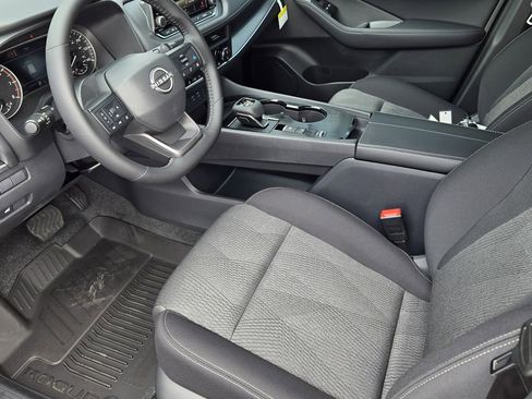 New 2026 Nissan Rogue SV w/ Cold Weather Package FWD image 13
