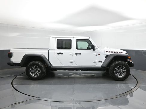 New 2026 Jeep Gladiator Mojave AWD/4WD image 15